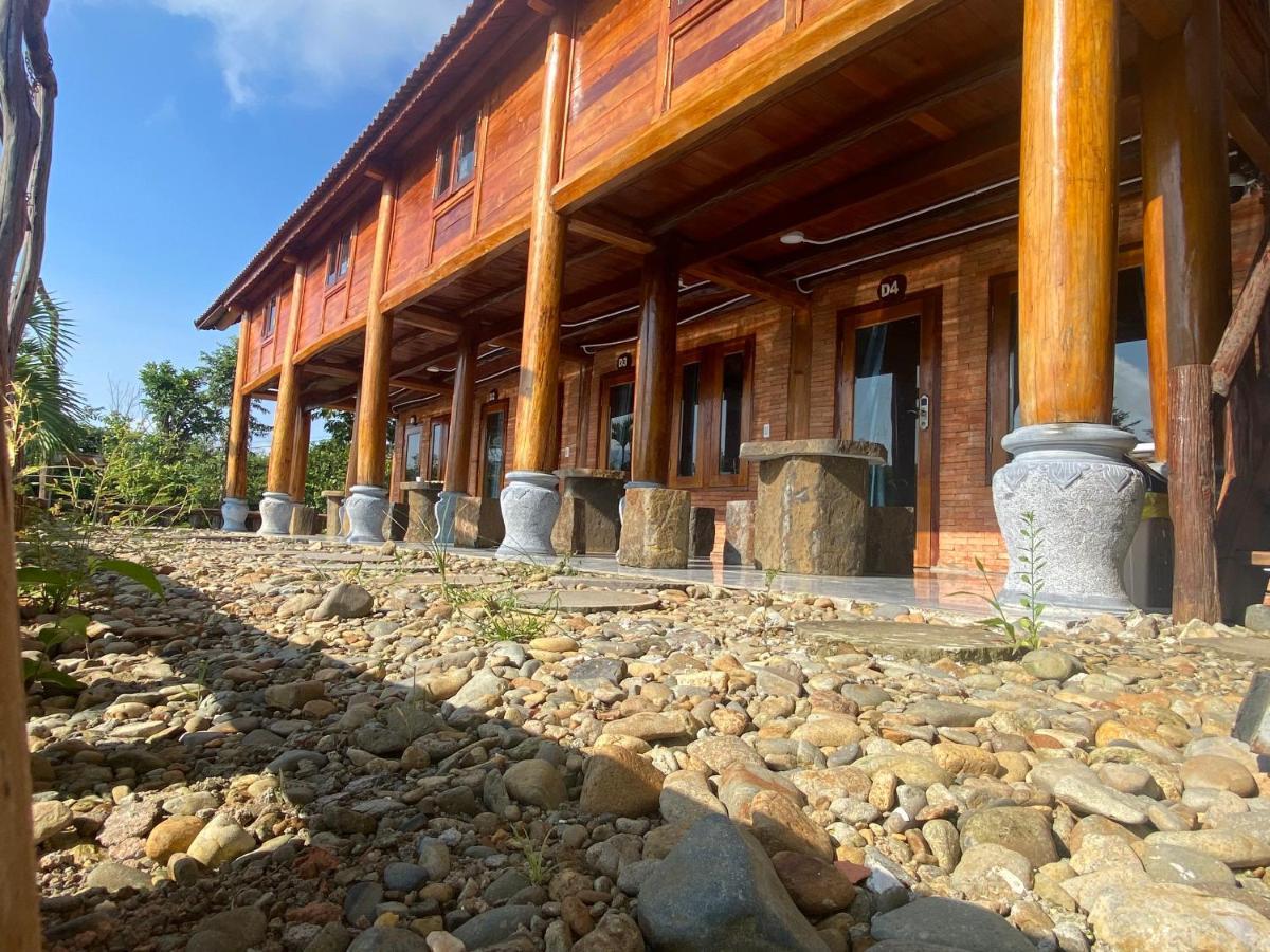 Green Bamboo Lodge Resort Cat Tien Bagian luar foto