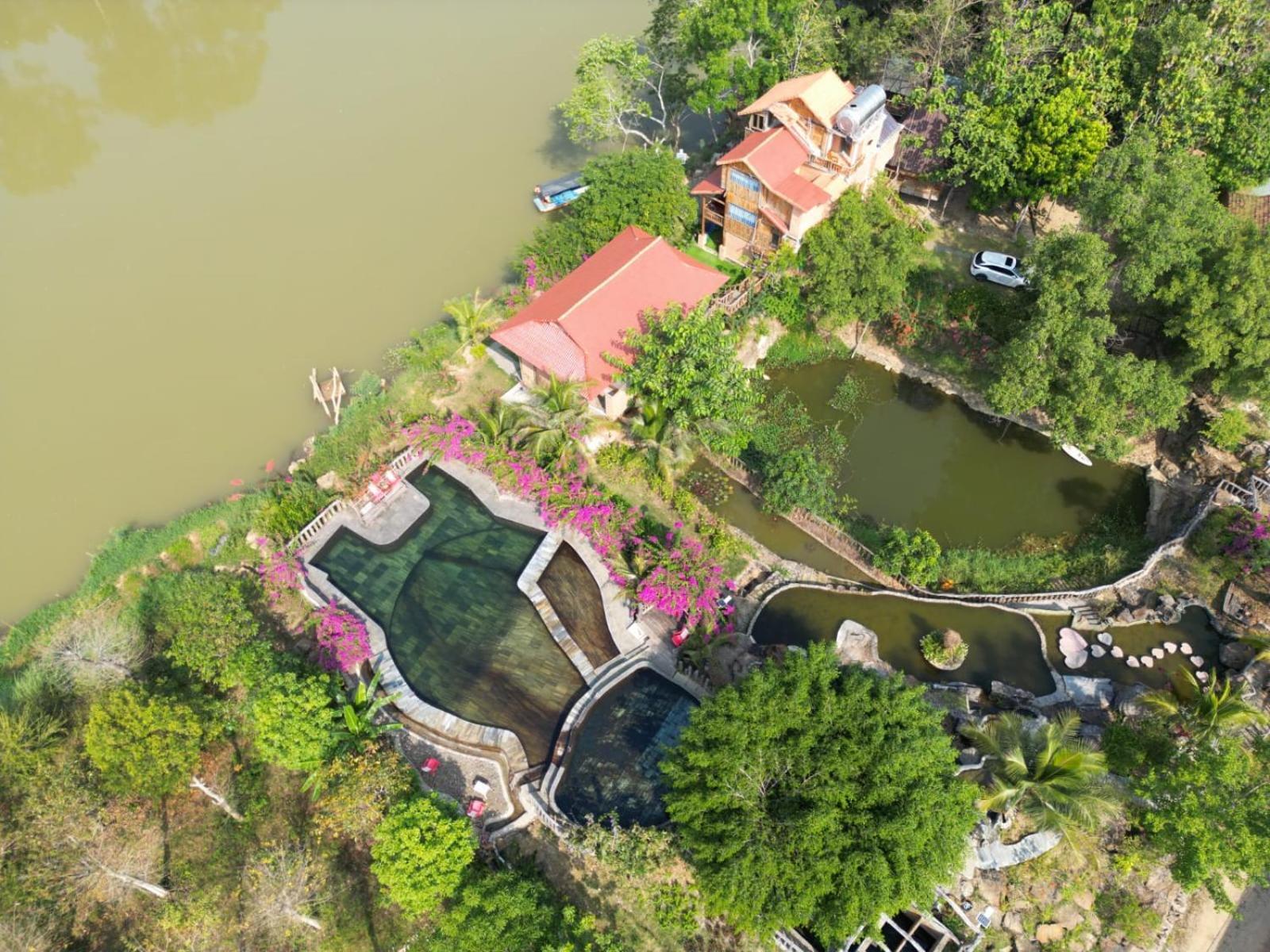 Green Bamboo Lodge Resort Cat Tien Bagian luar foto
